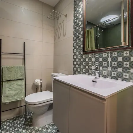 Apartman Oasis Near Private Yard Free Wifi *