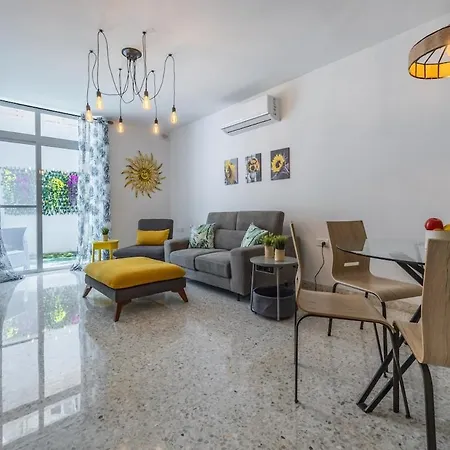 Oasis Near Private Yard Free Wifi Apartman *